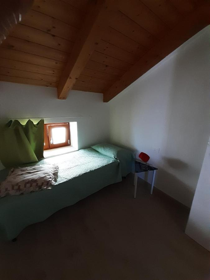 Carmineholidayhouse 波利卡 外观 照片